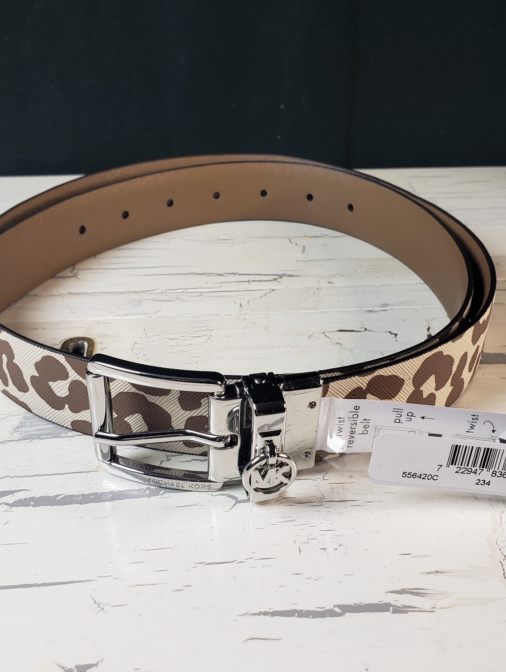 Michael Kors Reversible Leather Belt Taupe/ Tan & Leopard Spot Pattern - size L - Picture 5 of 14